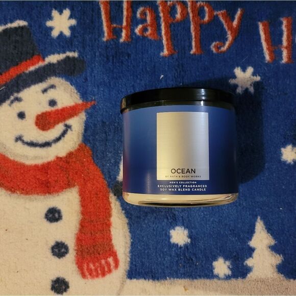 Used Japanese Cherry Blossom bath and body works 3-wick candle - Picture 7 of 16